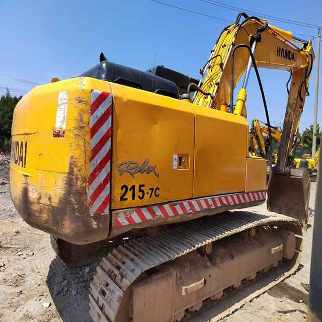 Second-hand Original Hyundai R215-7C Crawler Excavator - Excavator: picture 2 Second-hand Original Hyundai R215-7C Crawler Excavator - Excavator: picture 2