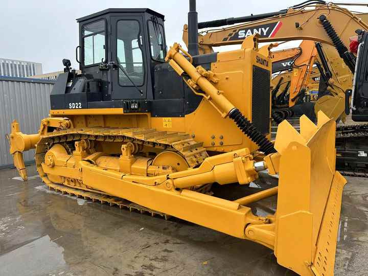 USED SHANTUI SD22 Bulldozer with Good Condition Hot Sale - Bulldozer: picture 4 USED SHANTUI SD22 Bulldozer with Good Condition Hot Sale - Bulldozer: picture 4