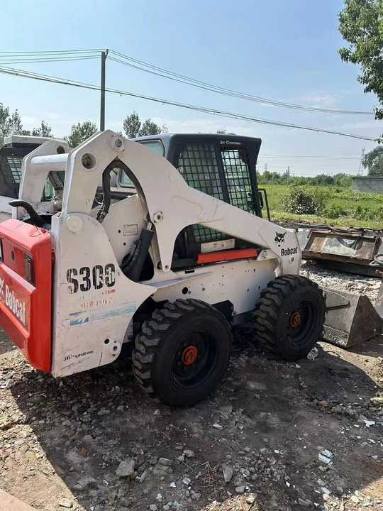 Used Bob Cat Bob Cat S300 Used Skid Steer Wheel Loader Multifunctional Track Loaders Bobcat - Wheel loader: picture 3 Used Bob Cat Bob Cat S300 Used Skid Steer Wheel Loader Multifunctional Track Loaders Bobcat - Wheel loader: picture 3