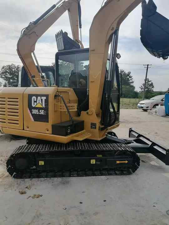Used CAT 305.5E 5T Second Hand Japan Original MINI Excavator Mining Construction Excavators Hot Sale 306 307 308 Small Mini 6t - Mini excavator: picture 3 Used CAT 305.5E 5T Second Hand Japan Original MINI Excavator Mining Construction Excavators Hot Sale 306 307 308 Small Mini 6t - Mini excavator: picture 3