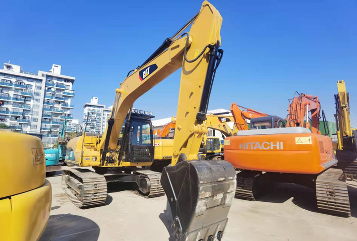 Used CAT 315D Excavator | Well-Maintained, Low Hours | Affordable Heavy Machinery for Construction & Mining! - Crawler excavator: picture 4 Used CAT 315D Excavator | Well-Maintained, Low Hours | Affordable Heavy Machinery for Construction & Mining! - Crawler excavator: picture 4