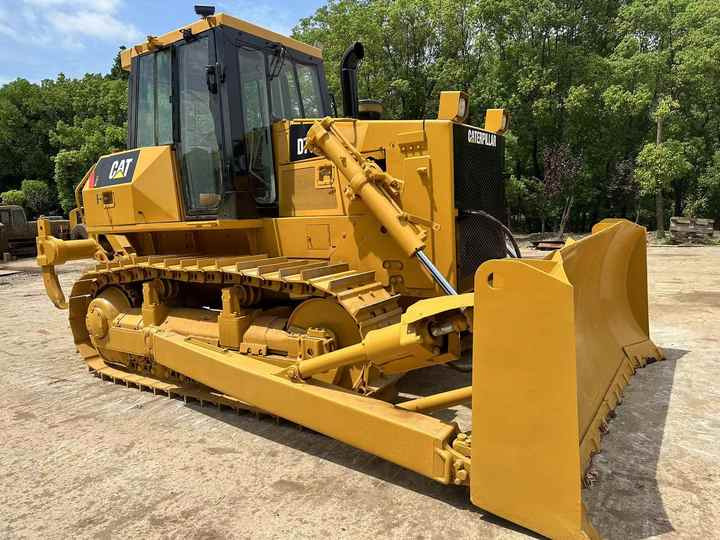Used Cat D7g-2 Bulldozer on Hot Sale Used Bulldozer D6 D7g D7h D8r - Bulldozer: picture 2 Used Cat D7g-2 Bulldozer on Hot Sale Used Bulldozer D6 D7g D7h D8r - Bulldozer: picture 2