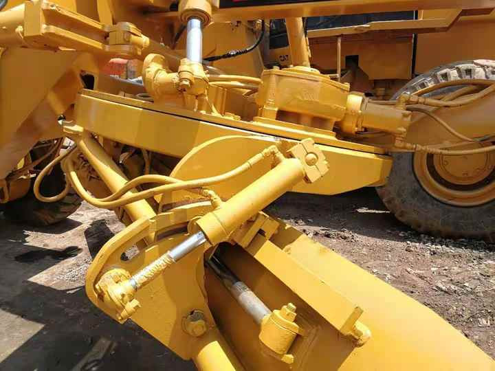 Used Caterpillar CAT 140k Land Road Motor Grader CAT140k Used Grader Cheap Price for Sale - Grader: picture 3 Used Caterpillar CAT 140k Land Road Motor Grader CAT140k Used Grader Cheap Price for Sale - Grader: picture 3