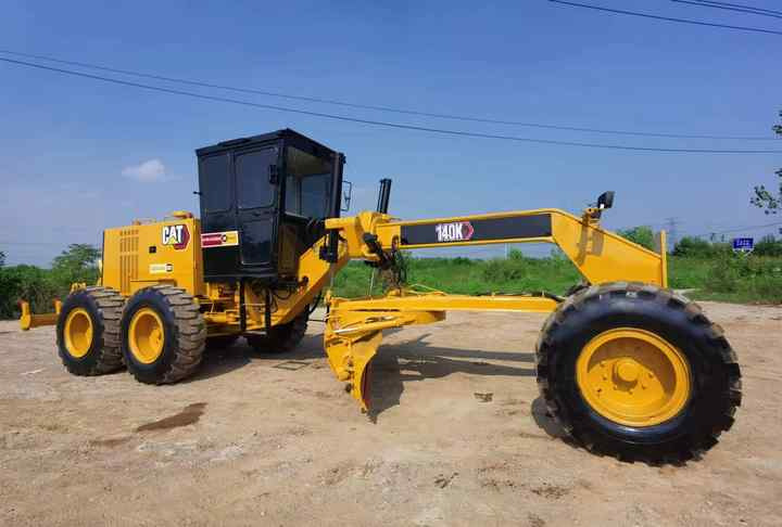 Used Caterpillar CAT 140k Land Road Motor Grader CAT140k Used Grader Cheap Price for Sale - Grader: picture 4 Used Caterpillar CAT 140k Land Road Motor Grader CAT140k Used Grader Cheap Price for Sale - Grader: picture 4