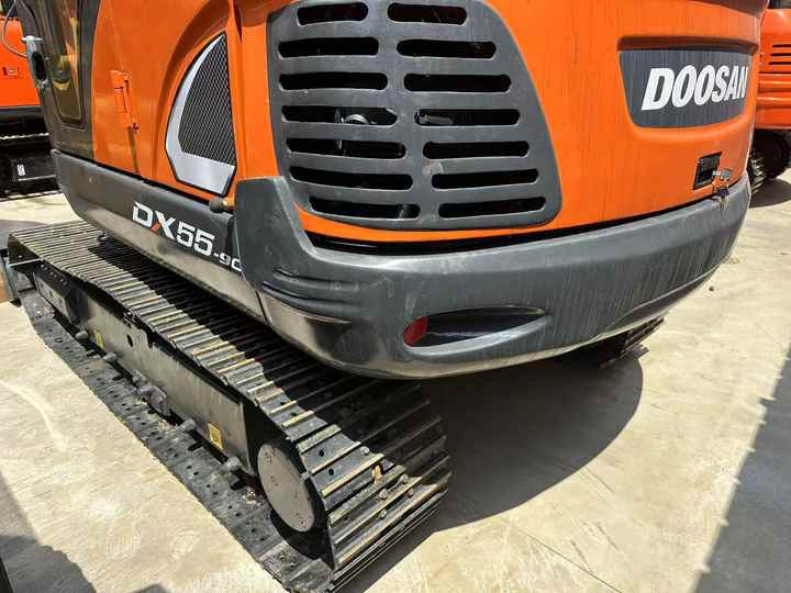Used Digger DOOSAN DX55 Construction Machinery Construction Digger Used DOOSAN DX55 Cheap Excavator - Crawler excavator: picture 2 Used Digger DOOSAN DX55 Construction Machinery Construction Digger Used DOOSAN DX55 Cheap Excavator - Crawler excavator: picture 2