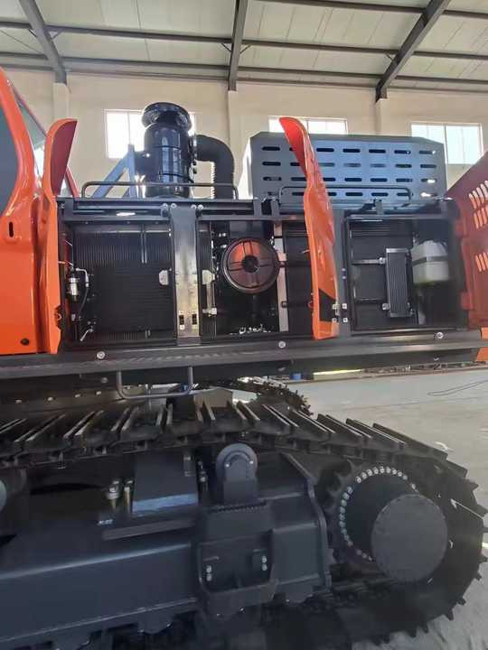 Used Digger DOOSAN DX550 Construction Machinery Construction Digger Used DOOSAN DX550 Cheap Excavator - Crawler excavator: picture 5 Used Digger DOOSAN DX550 Construction Machinery Construction Digger Used DOOSAN DX550 Cheap Excavator - Crawler excavator: picture 5