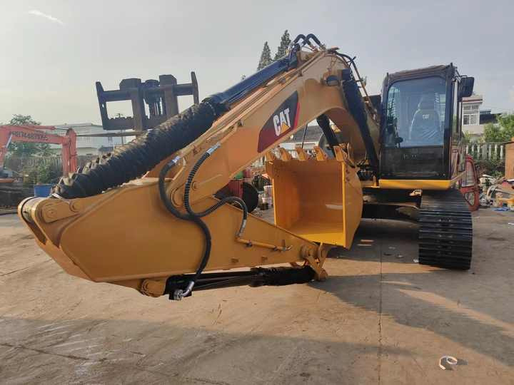 Used Excavator Caterpillar CAT315D Small and Medium-sized Original 15 Ton Excavator CAT315D for Sale - Crawler excavator: picture 3 Used Excavator Caterpillar CAT315D Small and Medium-sized Original 15 Ton Excavator CAT315D for Sale - Crawler excavator: picture 3