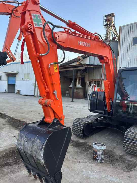 Used Excavator Good Quality Low Price Hitachi ZX70 Excavator in Good Condition for Sale - Crawler excavator: picture 4 Used Excavator Good Quality Low Price Hitachi ZX70 Excavator in Good Condition for Sale - Crawler excavator: picture 4