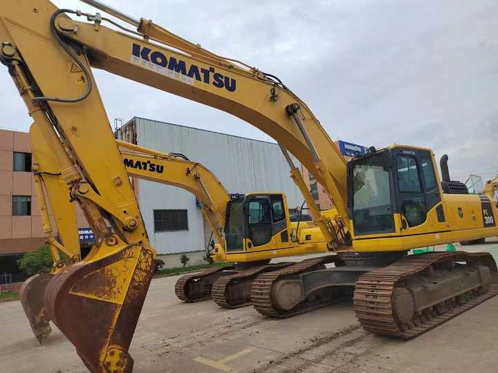 Used Good Quality Japan Original PC300-8 in Good Condition PC300-8 Komatsu - Crawler excavator: picture 2 Used Good Quality Japan Original PC300-8 in Good Condition PC300-8 Komatsu - Crawler excavator: picture 2