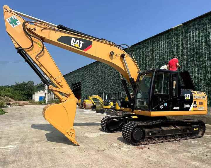 Used Machinery Construction CAT 320D Excavator Hydraulic Digging Machine Cat Used Caterpillar 320d Excavators - Crawler excavator: picture 2 Used Machinery Construction CAT 320D Excavator Hydraulic Digging Machine Cat Used Caterpillar 320d Excavators - Crawler excavator: picture 2