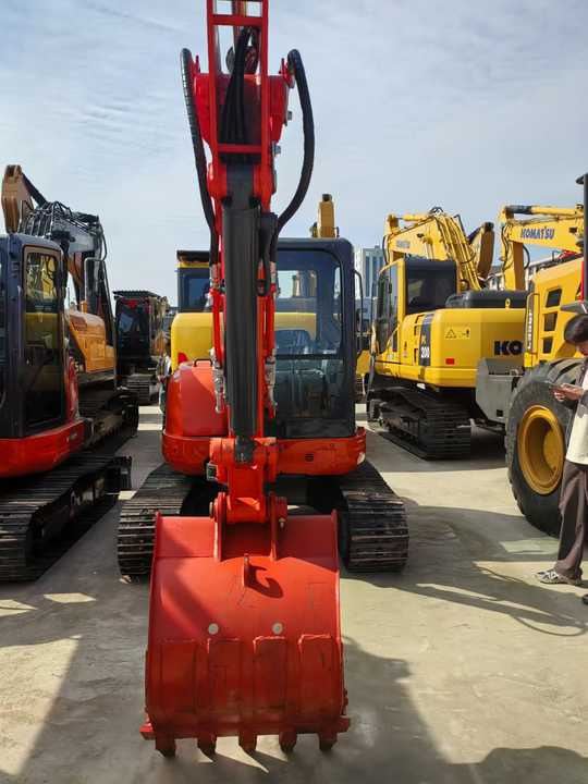 Used Mini Excavator Kubota U55-4 on Sale Kobuta U55 Original Hot Sales Used Crawler Excavator Digger 25-35/55/165 in Stock - Crawler excavator: picture 5 Used Mini Excavator Kubota U55-4 on Sale Kobuta U55 Original Hot Sales Used Crawler Excavator Digger 25-35/55/165 in Stock - Crawler excavator: picture 5