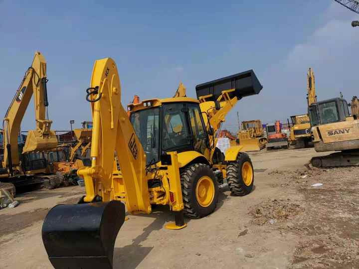 Used Small Bakchoe Loader JCB 4CX Towable Backhoe/3cx 4cx Jcb Backhoe Loader for Sale - Backhoe loader: picture 3 Used Small Bakchoe Loader JCB 4CX Towable Backhoe/3cx 4cx Jcb Backhoe Loader for Sale - Backhoe loader: picture 3