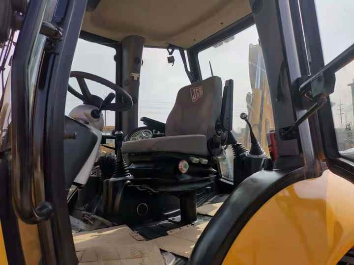 Used Small Bakchoe Loader JCB 4CX Towable Backhoe/3cx 4cx Jcb Backhoe Loader for Sale - Backhoe loader: picture 5 Used Small Bakchoe Loader JCB 4CX Towable Backhoe/3cx 4cx Jcb Backhoe Loader for Sale - Backhoe loader: picture 5
