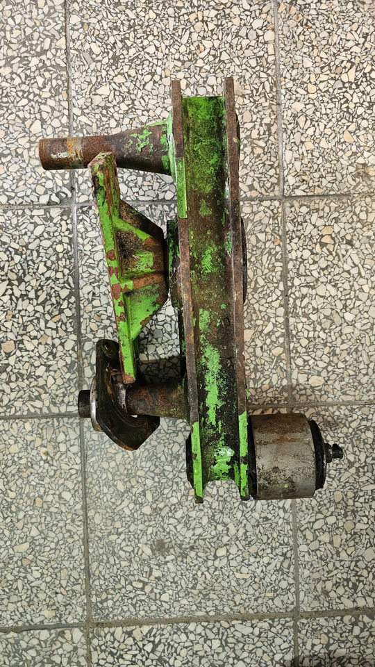 Wspornik podsiewacza Deutz Fahr 1600_4343 - Spare parts for Agricultural machinery: picture 1 Wspornik podsiewacza Deutz Fahr 1600_4343 - Spare parts for Agricultural machinery: picture 1