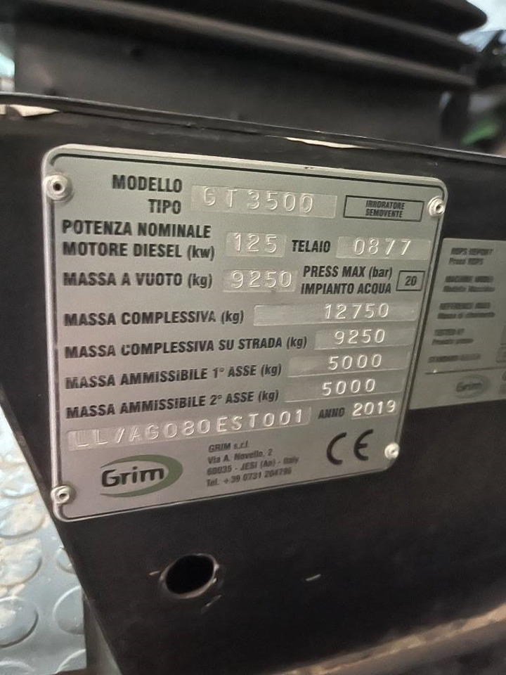 Grim GT 3500 - Fertilizing equipment: picture 4 Grim GT 3500 - Fertilizing equipment: picture 4