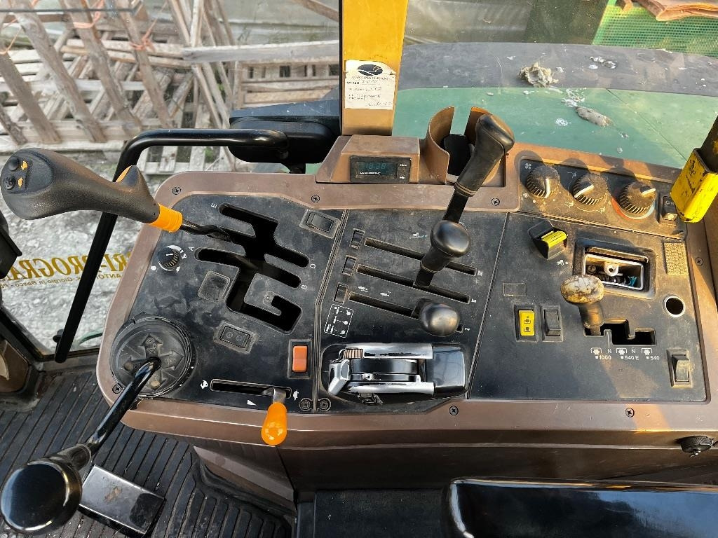 John Deere 7810 - Farm tractor: picture 3 John Deere 7810 - Farm tractor: picture 3