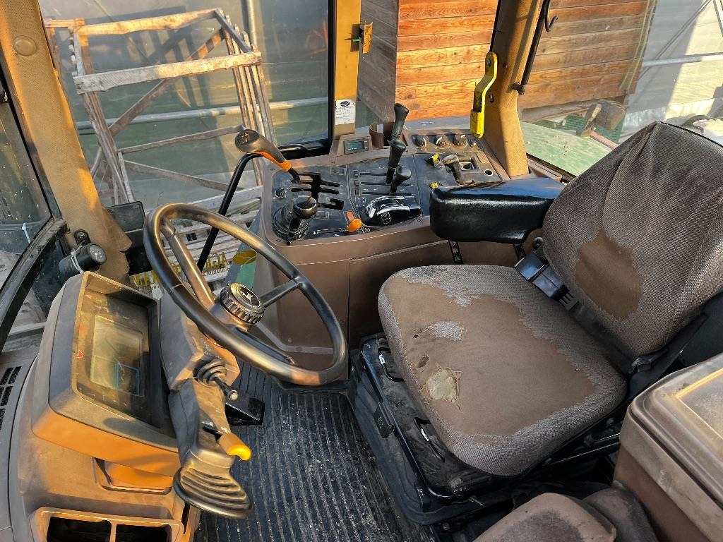 John Deere 7810 - Farm tractor: picture 5 John Deere 7810 - Farm tractor: picture 5