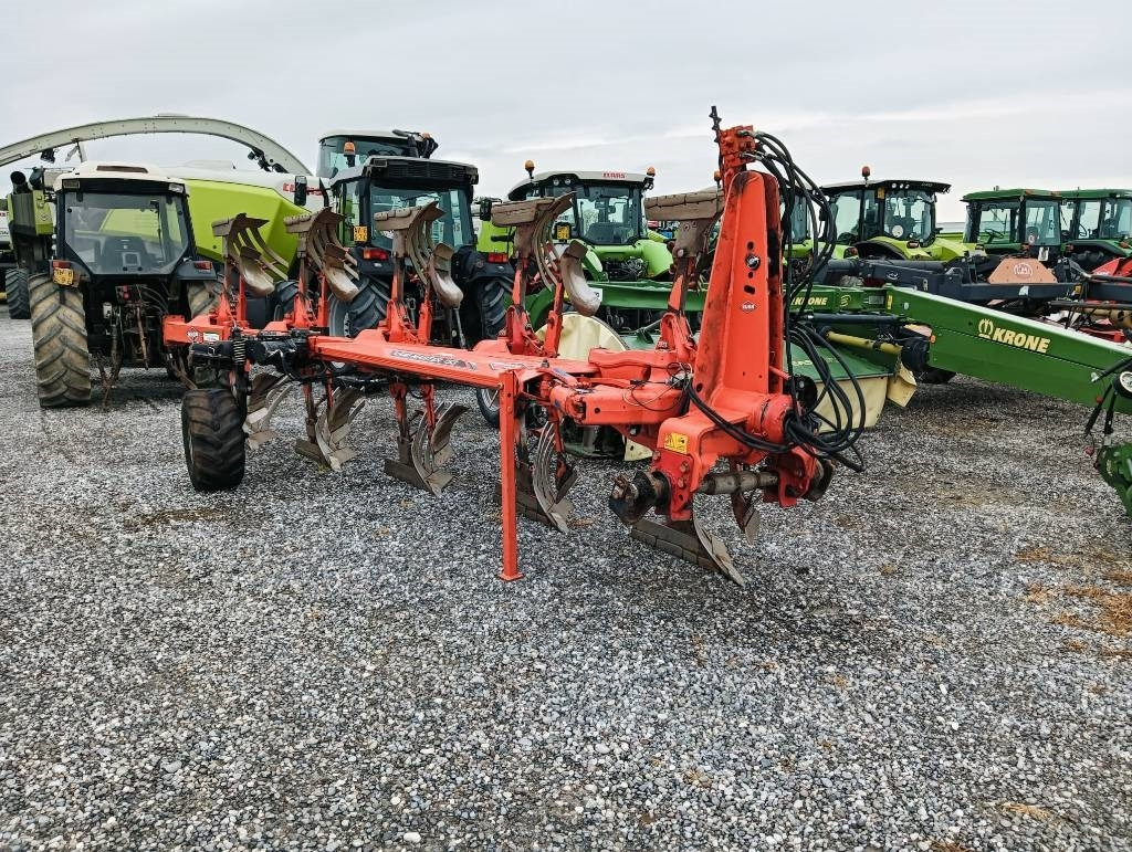 Kuhn Vari-Master 153 - Plow: picture 5 Kuhn Vari-Master 153 - Plow: picture 5