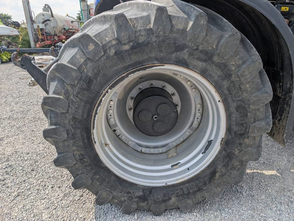 Farm tractor New Holland T 8.435 SMART TRACK: picture 16 Farm tractor New Holland T 8.435 SMART TRACK: picture 16