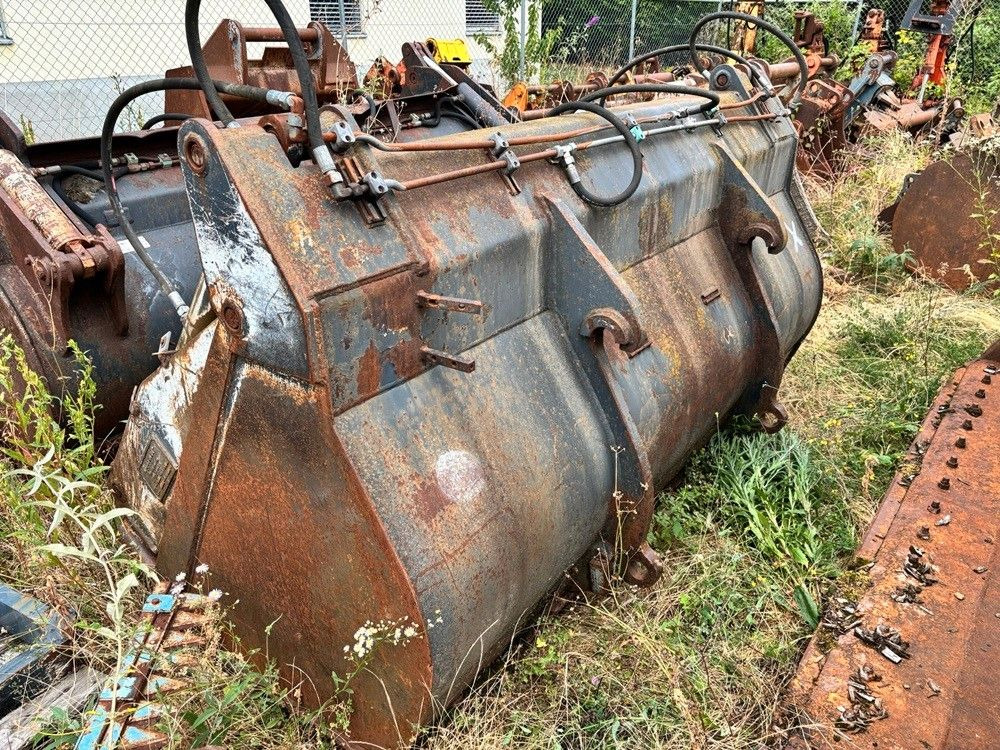 Schaufel 2,0-2,2 cbm Volvo/Komatsu - Loader bucket: picture 4 Schaufel 2,0-2,2 cbm Volvo/Komatsu - Loader bucket: picture 4