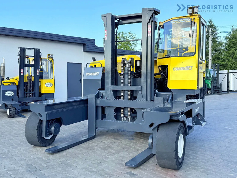 Combilift C14000 / LPG GAS / DUPLEX 3600MM / FREE LIFT / FORK POSITIONER / 1500MM FORKS / LIKE NEW C14000 / LPG GAS / DUPLEX 3600MM / FREE - 4-way reach truck: picture 2 Combilift C14000 / LPG GAS / DUPLEX 3600MM / FREE LIFT / FORK POSITIONER / 1500MM FORKS / LIKE NEW C14000 / LPG GAS / DUPLEX 3600MM / FREE - 4-way reach truck: picture 2