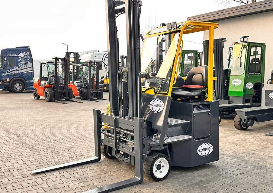 Combilift C2500CB / DUPLEX / 4100MM / DIESEL / FREE LIFT / FORK POSITIONER / SIDE SHIFT / LIKE NEW - 4-way reach truck: picture 2 Combilift C2500CB / DUPLEX / 4100MM / DIESEL / FREE LIFT / FORK POSITIONER / SIDE SHIFT / LIKE NEW - 4-way reach truck: picture 2