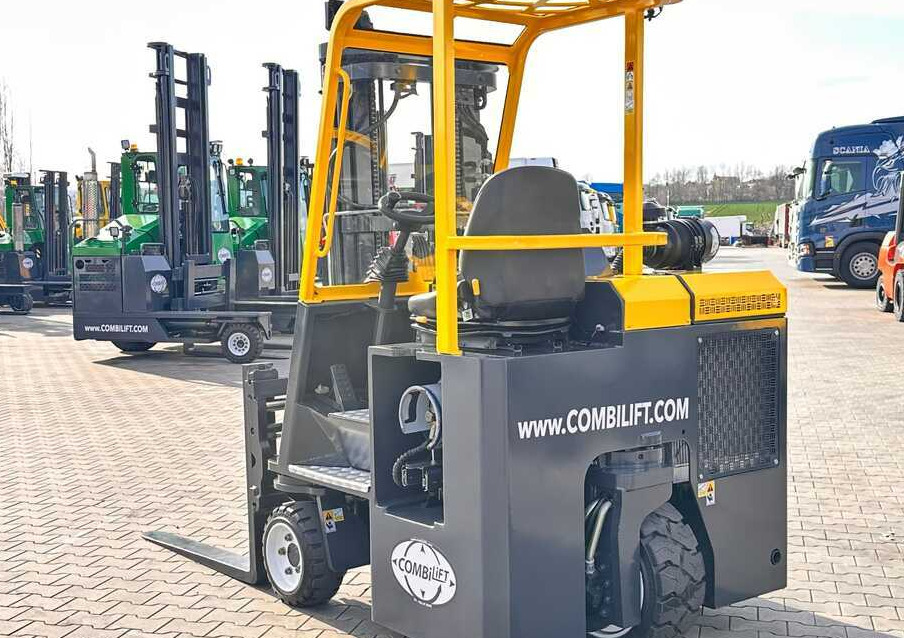 4-way reach truck Combilift C3000CB / GAS / TRIPLEX / 4900MM / FREE LIFT / FORK POSITIONER / SIC3000CB / GAS / TRIPLEX / 4900MM / FREE LIFT / FORK POSITIONER / SIDE SHIFT / LIKE NEWDE SHIFT / LIKE NEW: picture 12