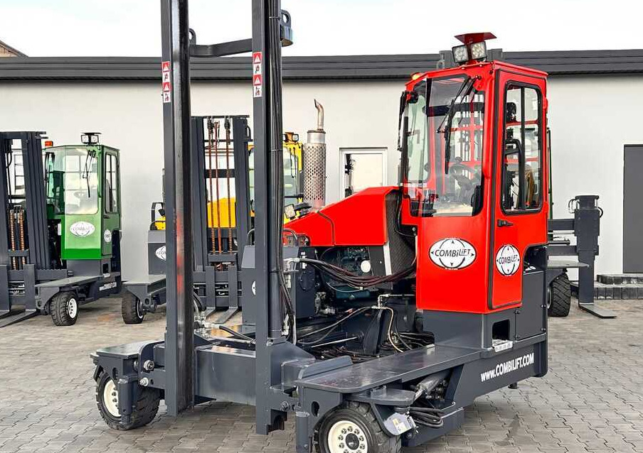 Leasing of  Combilift C4000 / DIESEL / TRIPLEX / 8400MM / FREE LIFT / SIDESHIFT / LIKE NEW Combilift C4000 / DIESEL / TRIPLEX / 8400MM / FREE LIFT / SIDESHIFT / LIKE NEW: picture 38