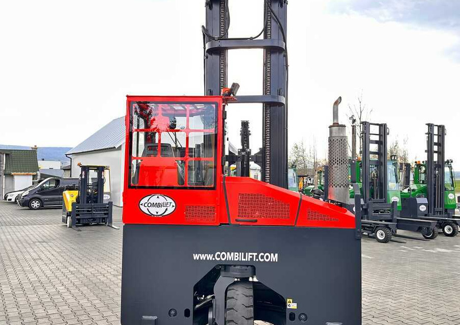 Leasing of  Combilift C4000 / DIESEL / TRIPLEX / 8400MM / FREE LIFT / SIDESHIFT / LIKE NEW Combilift C4000 / DIESEL / TRIPLEX / 8400MM / FREE LIFT / SIDESHIFT / LIKE NEW: picture 8