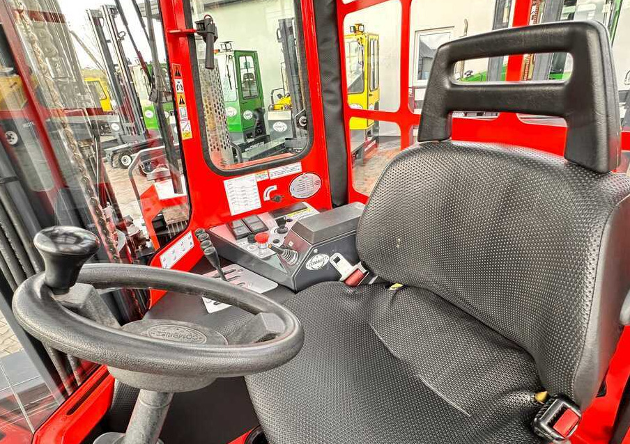 Leasing of  Combilift C4000 / DIESEL / TRIPLEX / 8400MM / FREE LIFT / SIDESHIFT / LIKE NEW Combilift C4000 / DIESEL / TRIPLEX / 8400MM / FREE LIFT / SIDESHIFT / LIKE NEW: picture 15