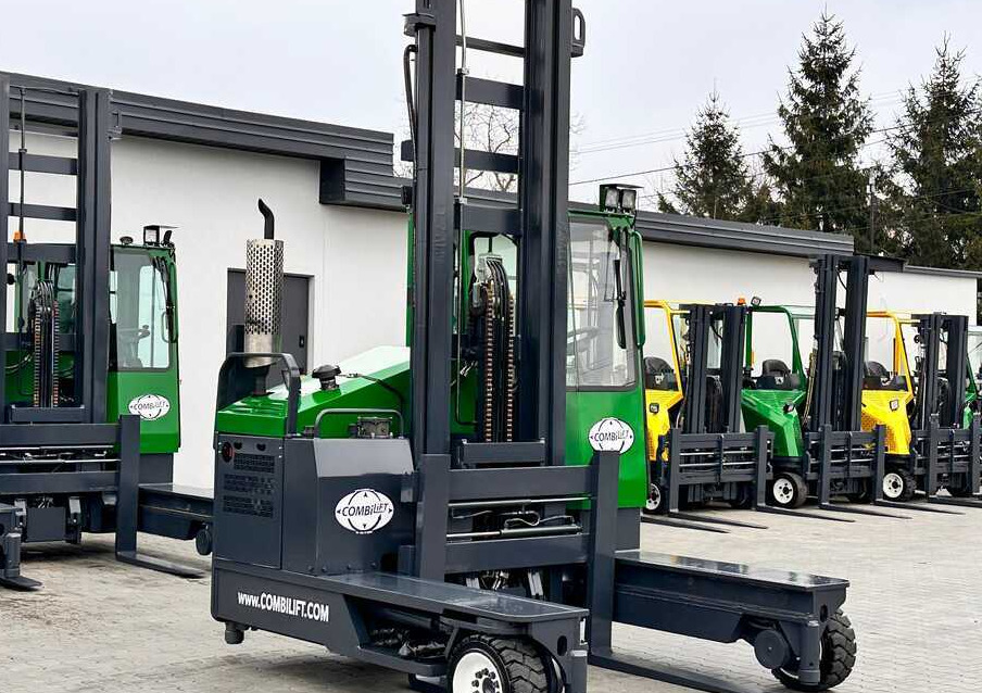 Combilift C4000 / LPG / DUPLEX / LIFTING HEIGHT 550CM / FREE LIFT / LIKE NEW - 4-way reach truck: picture 3 Combilift C4000 / LPG / DUPLEX / LIFTING HEIGHT 550CM / FREE LIFT / LIKE NEW - 4-way reach truck: picture 3