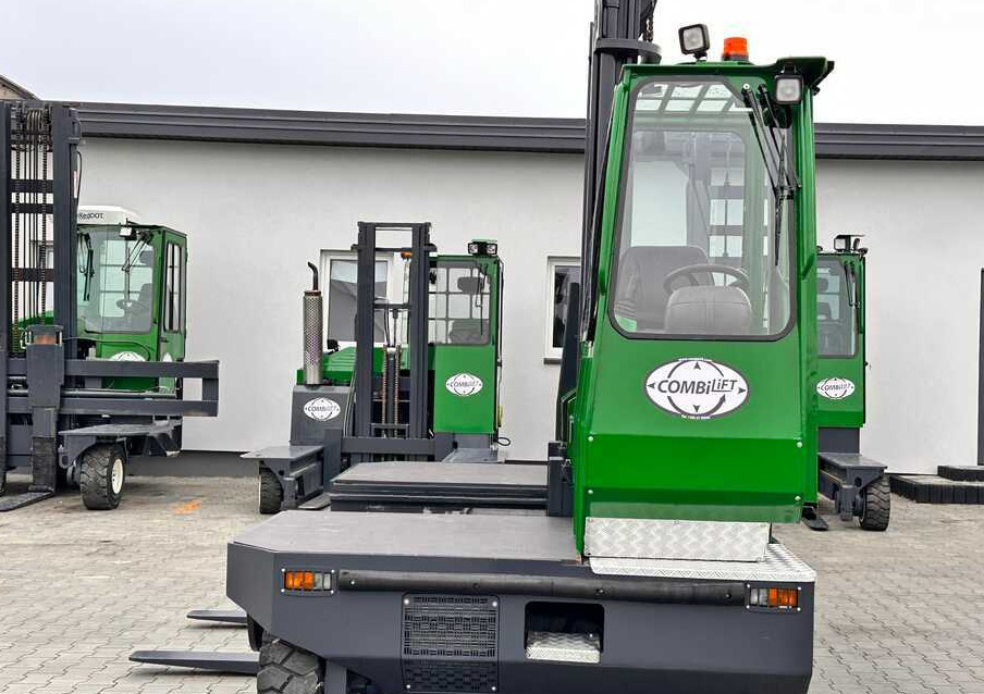 Combilift C5000SL / DIESEL / 4500MM / DUPLEX / CABIN / PLATFORMS / LIKE NEW - Side loader: picture 5 Combilift C5000SL / DIESEL / 4500MM / DUPLEX / CABIN / PLATFORMS / LIKE NEW - Side loader: picture 5