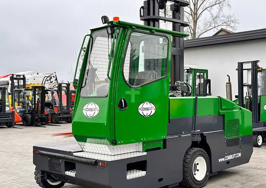 Combilift C5000SL / DIESEL / 4500MM / DUPLEX / CABIN / PLATFORMS / LIKE NEW - 4-way reach truck: picture 2 Combilift C5000SL / DIESEL / 4500MM / DUPLEX / CABIN / PLATFORMS / LIKE NEW - 4-way reach truck: picture 2