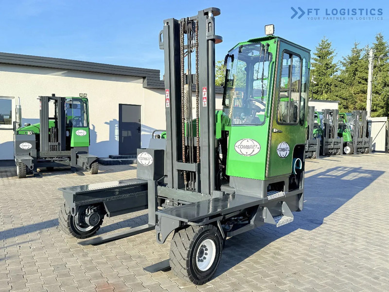 Combilift C5000XL / GAS / DUPLEX 4000 / POSITIONER / FULL CABIN / LIKE NEW C5000XL / GAS / DUPLEX 4000 / POSITIONER / FULL CABIN / LIKE NE - 4-way reach truck: picture 2 Combilift C5000XL / GAS / DUPLEX 4000 / POSITIONER / FULL CABIN / LIKE NEW C5000XL / GAS / DUPLEX 4000 / POSITIONER / FULL CABIN / LIKE NE - 4-way reach truck: picture 2