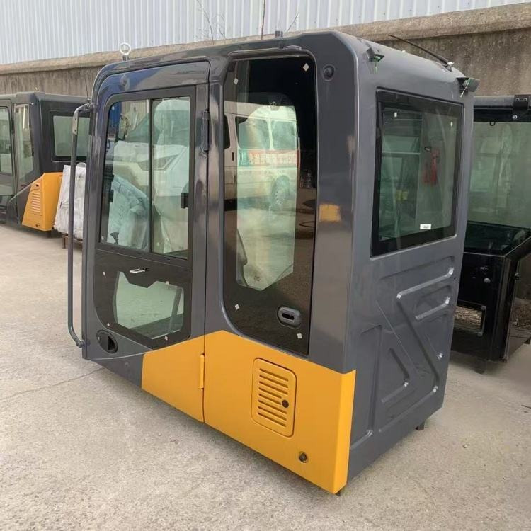 HITACHI ZX240-3 - Cab for Excavator: picture 1 HITACHI ZX240-3 - Cab for Excavator: picture 1