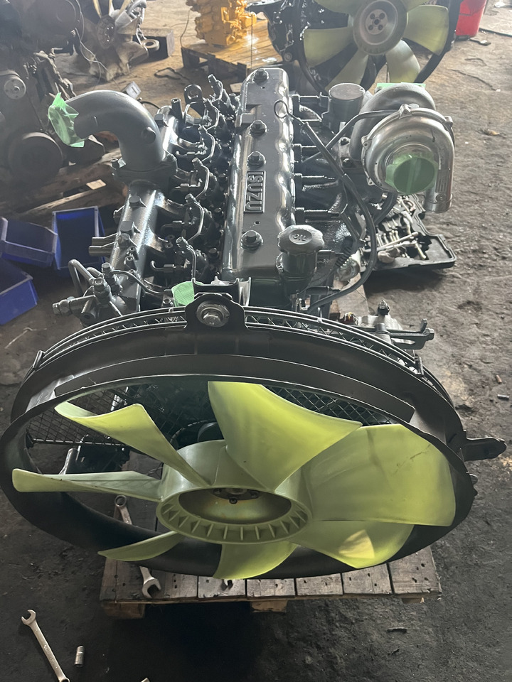 ISUZU 6BG1 - Engine for Excavator: picture 4 ISUZU 6BG1 - Engine for Excavator: picture 4