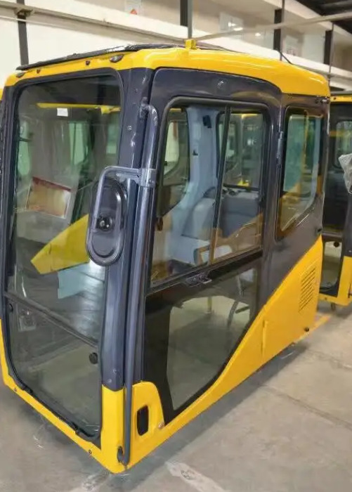 KOMATSU PC200-7 PC220-7 PC300-7 PC350-7 PC400-7 PC450-7 - Cab for Excavator: picture 3 KOMATSU PC200-7 PC220-7 PC300-7 PC350-7 PC400-7 PC450-7 - Cab for Excavator: picture 3