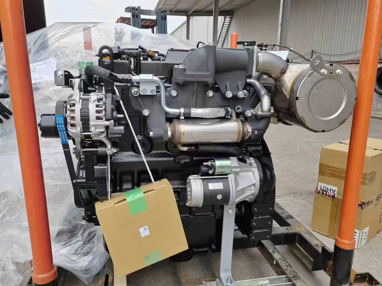 YANMAR 4TNV98C with EPA - Engine for Excavator: picture 4 YANMAR 4TNV98C with EPA - Engine for Excavator: picture 4