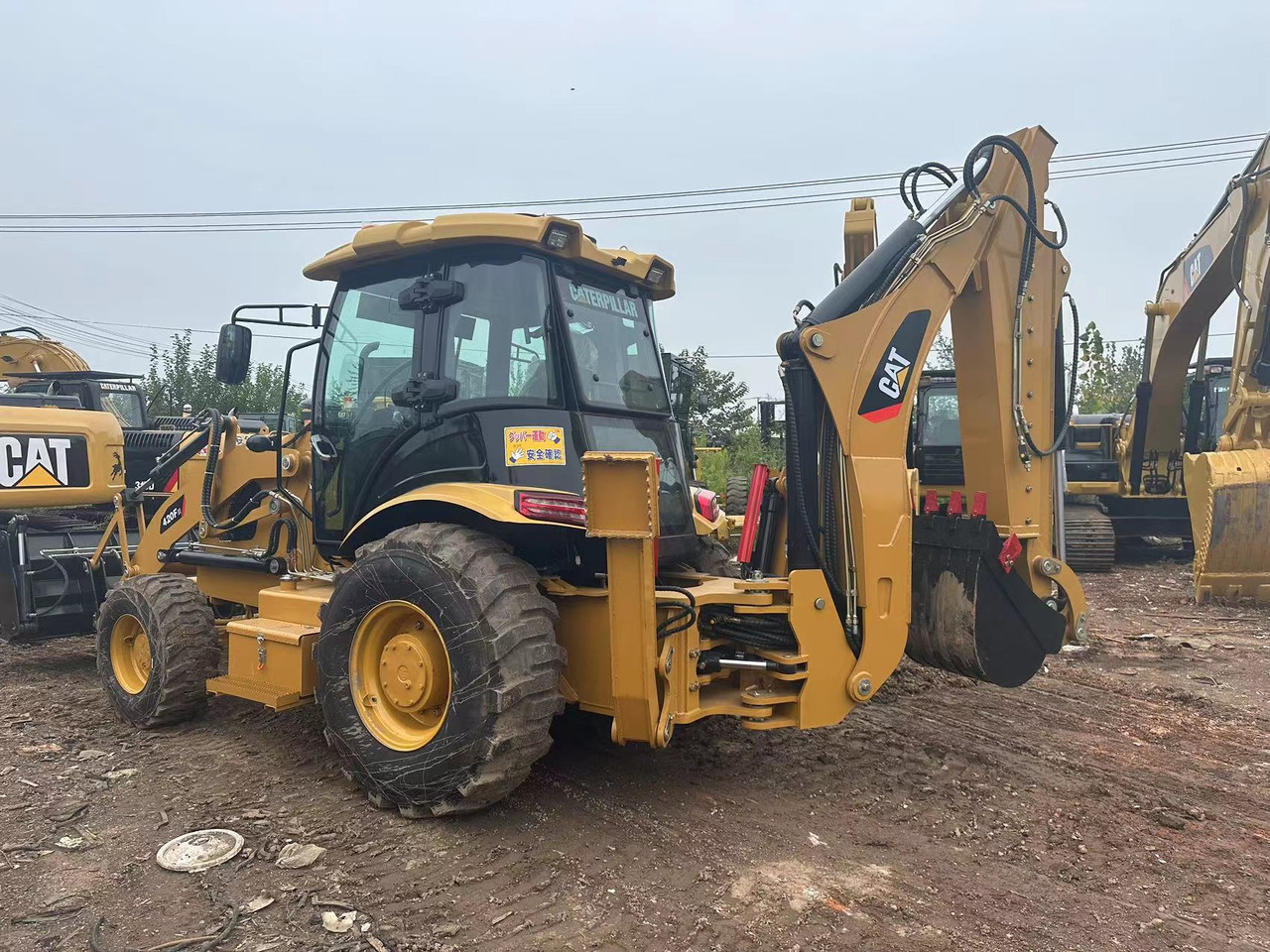 CATERPILLAR Used Good Condition Backhoe Loader CAT420F - Backhoe loader: picture 1 CATERPILLAR Used Good Condition Backhoe Loader CAT420F - Backhoe loader: picture 1