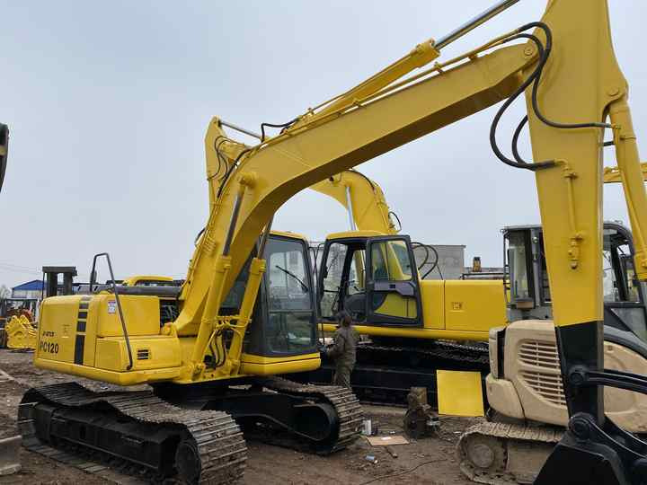 Cheap Used Komatsu PC120-6 Crawler Excavator with High Efficiency Used Heavy Machinery Komatsu P120-6 Digger Cheap for Sale - Crawler excavator: picture 3 Cheap Used Komatsu PC120-6 Crawler Excavator with High Efficiency Used Heavy Machinery Komatsu P120-6 Digger Cheap for Sale - Crawler excavator: picture 3