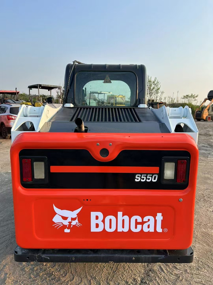 BOBCAT High Performance Low Hours Excellent Condition Reliable Second Hand Bobcat S550 Skid Steer Loader in Stock for Sale - Construction machinery: picture 4 BOBCAT High Performance Low Hours Excellent Condition Reliable Second Hand Bobcat S550 Skid Steer Loader in Stock for Sale - Construction machinery: picture 4