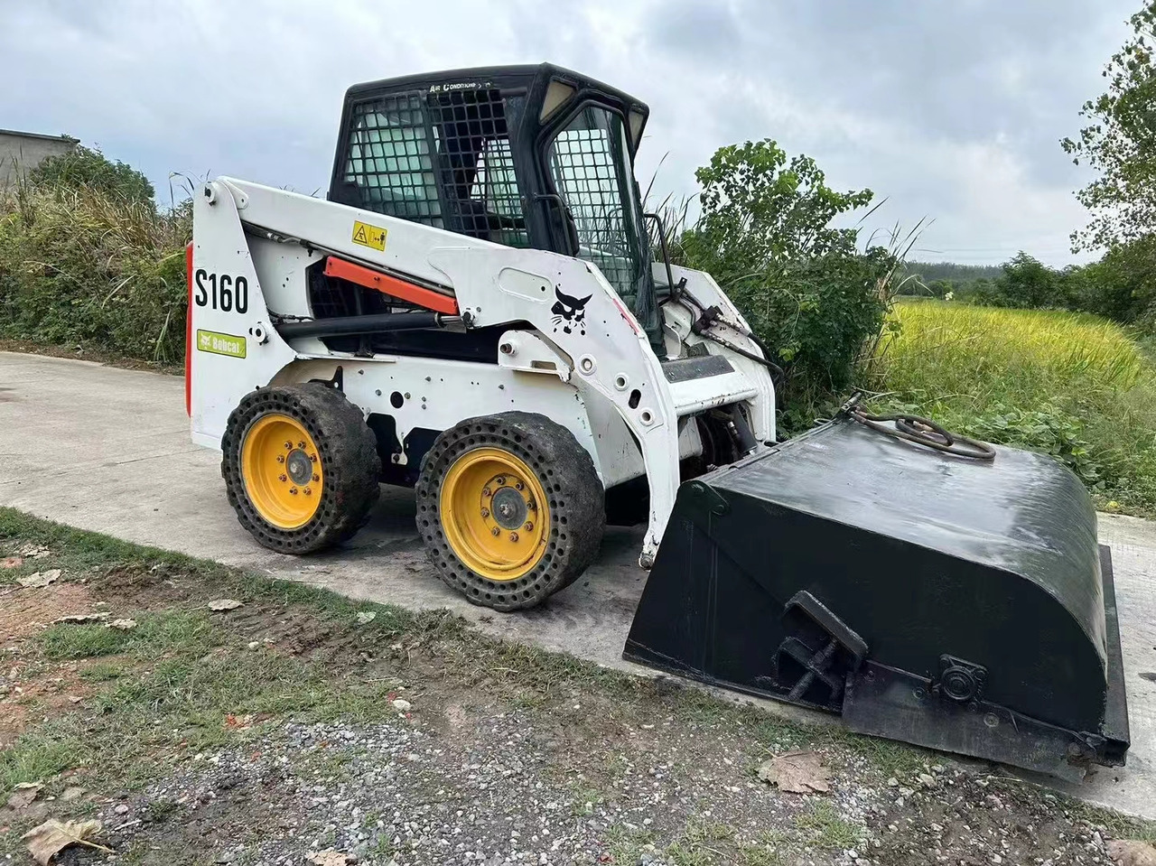 BOBCAT Second-hand Excellent Skidsteer Bobcat S160 - Construction machinery: picture 1 BOBCAT Second-hand Excellent Skidsteer Bobcat S160 - Construction machinery: picture 1