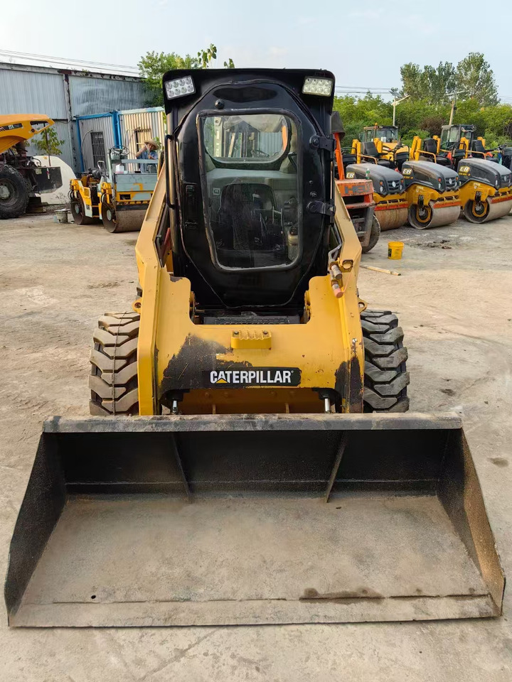 Excellent Quality CAT 246C Skid-steers Global Sale - Construction machinery: picture 4 Excellent Quality CAT 246C Skid-steers Global Sale - Construction machinery: picture 4