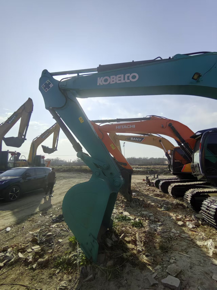 KOBELCO High Performance Kobelco SK210 Excavator Japan Brand Kobelco Hydraulic Crawler Excavator - Construction machinery: picture 4 KOBELCO High Performance Kobelco SK210 Excavator Japan Brand Kobelco Hydraulic Crawler Excavator - Construction machinery: picture 4