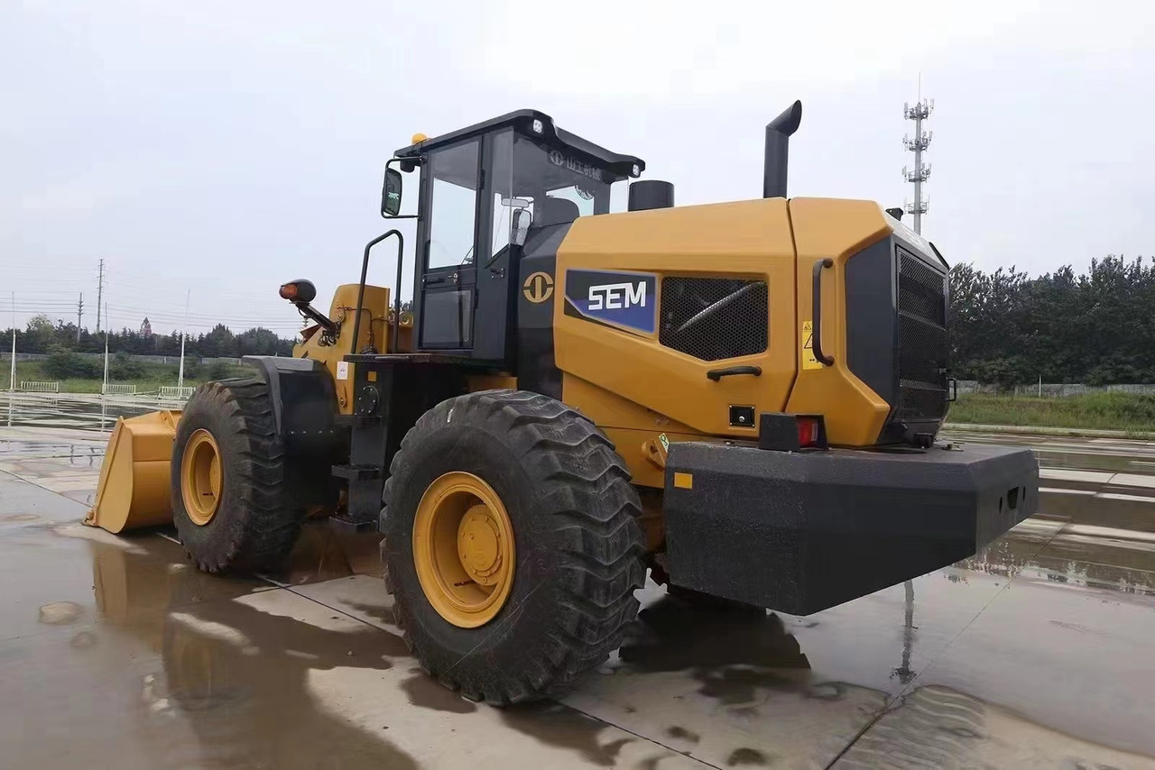 SEM The brand-new Loader SEM 656 655 - Construction machinery: picture 3 SEM The brand-new Loader SEM 656 655 - Construction machinery: picture 3