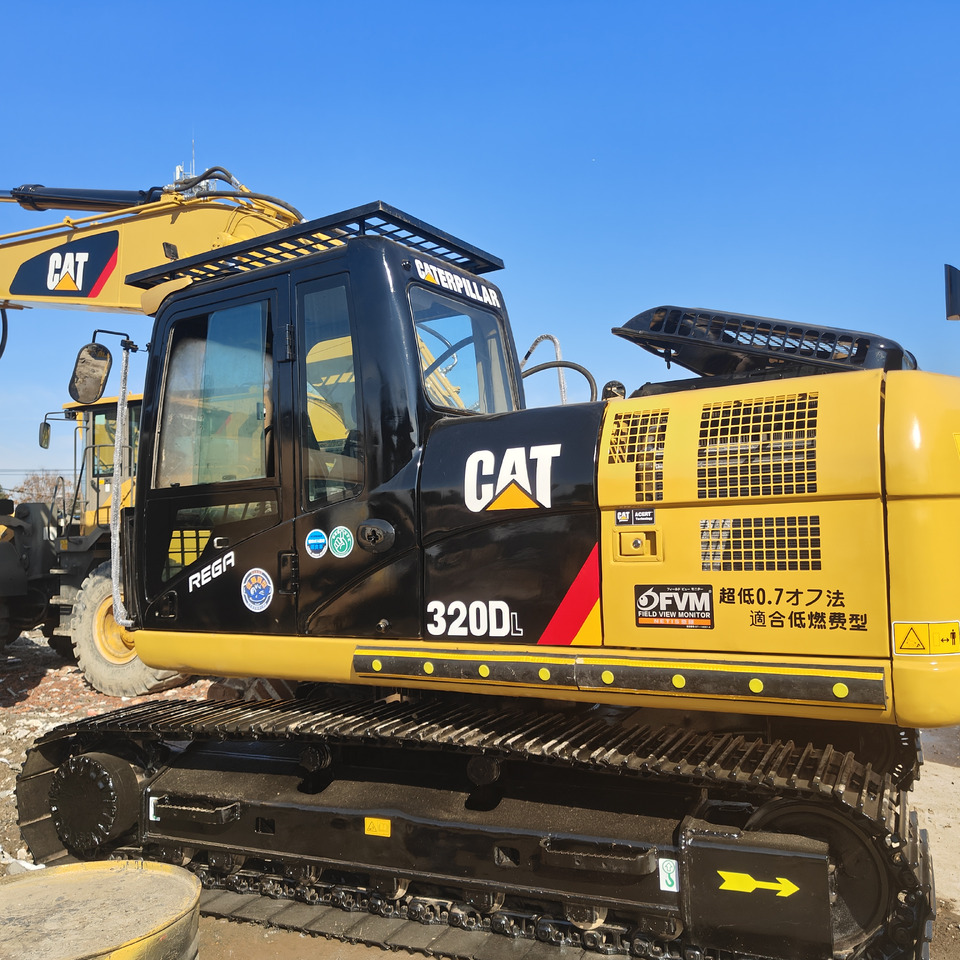 EXCAVATOR Used Cat Excavator Japan 20 Tons Digger Machinery Caterpillar CAT 320D for Sale Cat - Crawler excavator: picture 1 EXCAVATOR Used Cat Excavator Japan 20 Tons Digger Machinery Caterpillar CAT 320D for Sale Cat - Crawler excavator: picture 1