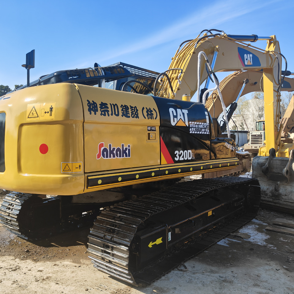 EXCAVATOR Used Cat Excavator Japan 20 Tons Digger Machinery Caterpillar CAT 320D for Sale Cat - Crawler excavator: picture 3 EXCAVATOR Used Cat Excavator Japan 20 Tons Digger Machinery Caterpillar CAT 320D for Sale Cat - Crawler excavator: picture 3