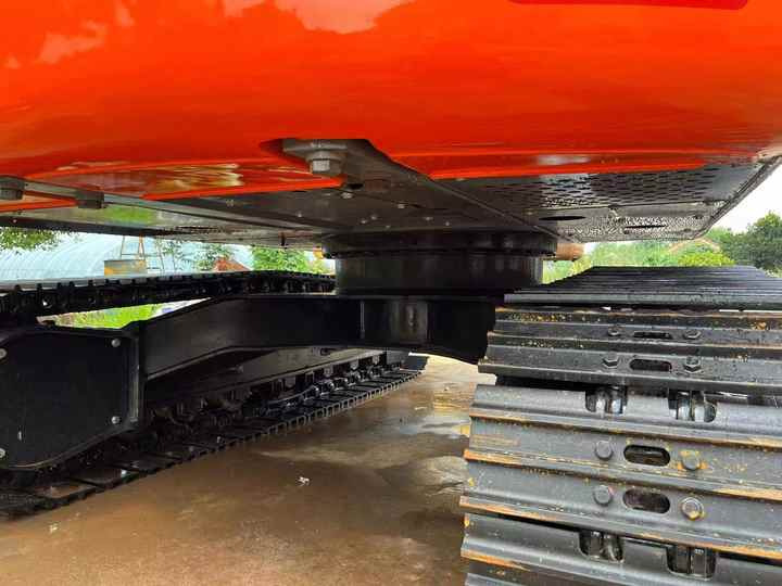 HITACHI ZX120-6 Original Japan Surplus Hitachi ZX120-6 for Sale - Crawler excavator: picture 5 HITACHI ZX120-6 Original Japan Surplus Hitachi ZX120-6 for Sale - Crawler excavator: picture 5