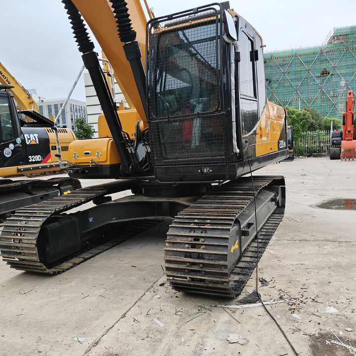 Hyundai Digger 220lc-9s Second Hand Korea Made High Performance Machine Hyundai Excavator for Sale - Crawler excavator: picture 4 Hyundai Digger 220lc-9s Second Hand Korea Made High Performance Machine Hyundai Excavator for Sale - Crawler excavator: picture 4