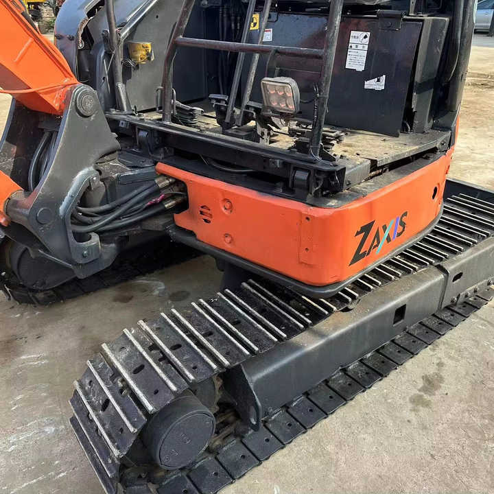 Mini 3-Ton Excavator used Hitachi ZX30 excavator with Excellent Performance and Low Price for sale! - Excavator: picture 1 Mini 3-Ton Excavator used Hitachi ZX30 excavator with Excellent Performance and Low Price for sale! - Excavator: picture 1